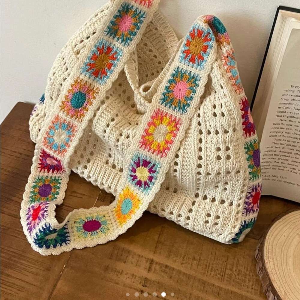 Black Crochet Shoulder Bag - Picture 4 of 7